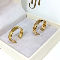 Aliança Clássica Abaulada em Ouro 18k com 5,0 Milímetros