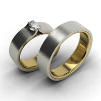 Alianças de Casamento em Ouro 18K "Brilho Dual" com Detalhe de Solitário - Diamante de 18 Pontos