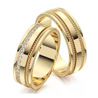 Aliança em Ouro 18k com Diamantes 