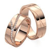 Aliança em Ouro 18k cravejada com Diamantes