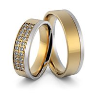 Aliança em Ouro 18k Cravejada com Diamantes