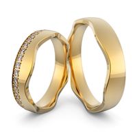 Aliança em Ouro 18k com Diamantes 