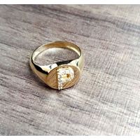 Anel em Ouro 18k Personalizado com a Inicial Cravejada