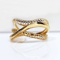 Anel em Ouro 18k Entrelaçado e Personalizado