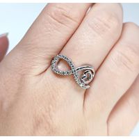 Anel em Ouro 18k Infinito com Diamantes 