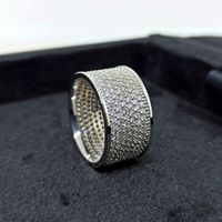 Anel em Ouro 18k Cravejado com Diamantes