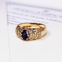 Anel de Formatura Psicologia Feminino com Safira Azul e Brilhantes