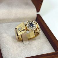 Anel de Formatura com Pedra Natural Redonda e Diamantes