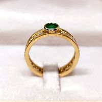 Anel de Formatura em Ouro 18k Personalizado com Esmeralda
