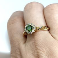 Anel de formatura em Ouro Aro DNA Redondo com Pedras na Borda
