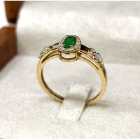 Anel de Formatura em Ouro 18k com Pedra Oval