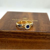 Anel de Formatura em Ouro 18k com Pedra Redonda Central 