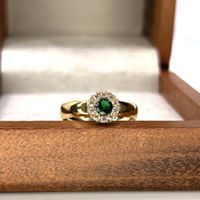 Anel de Formatura em Ouro 18k Redondo Borda com Pedras