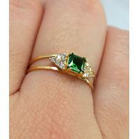 Anel de Formatura personalizado em Ouro 18k com Pedra Carrê