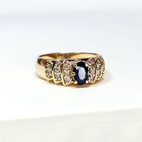 Anel de Formatura Psicologia Feminino com Safira Azul e Brilhantes