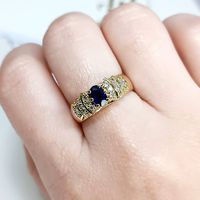 Anel de Formatura Psicologia Feminino com Safira Azul e Brilhantes