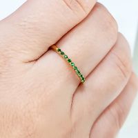 Aparador em Ouro 18k Cravejado com Pedras Verde