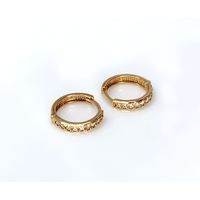 Brinco de Argola Cravejada com Zircônias em Ouro 18k