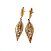 Brinco em Ouro 18k Folhas Diamantadas
