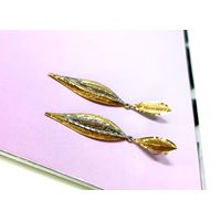Brinco em Ouro 18k Folhas Diamantadas