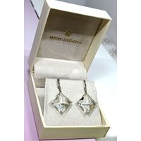Brinco em Ouro 18k Losango Cristal 
