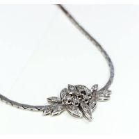 Gargantilha em Ouro Laminada Italiana com Pingente Folhas Cravejado com Brilhantes