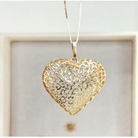 Pingente em Ouro 18k Coração com Trabalhado Diamantado