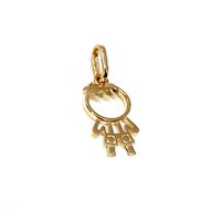 Pingente em Ouro Amarelo 18k Menino Short e Franja