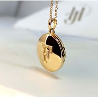 O Relicário Diamante Personalizado em Ouro 18k cravejado com Diamantes 