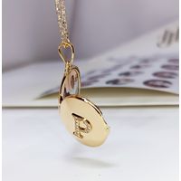 Relicário Radiante Inicial em Ouro 18k 750 Oval com Letra e Brilhantes