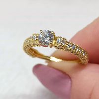 Anel Solitário em Ouro 18k com Diamante de 35 Pontos