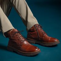 Bota Masculina Coturno Laroche Everest em Couro - Brown