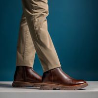 Bota Chelsea Everest em Couro - Café