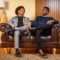 Bota Chelsea Everest em Couro - Café