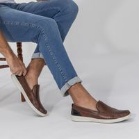 Mocassim Masculino Ferrara em Couro - Chocolate