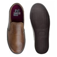 Slip On Yate em Couro Masculino Stratus Marrom
