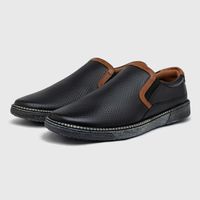 Slip On Street em Couro Preto + Gratis Relógio Digital Preto E L