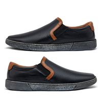 Slip On Street em Couro Preto + Gratis Relógio Digital Preto E L