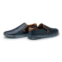 Slip On Street em Couro Marinho + Gratis Relógio Digital Preto