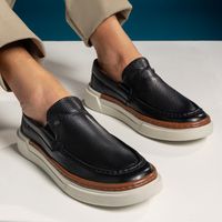 Slip On Iate Masculino Titanium em Couro - Preto