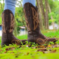 Bota Feminina Texana Tucson - Fóssil Café - Solado Flor 