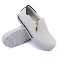 Slip On Zíper Branco Verniz Preto DKShoes - Kátia Cintra