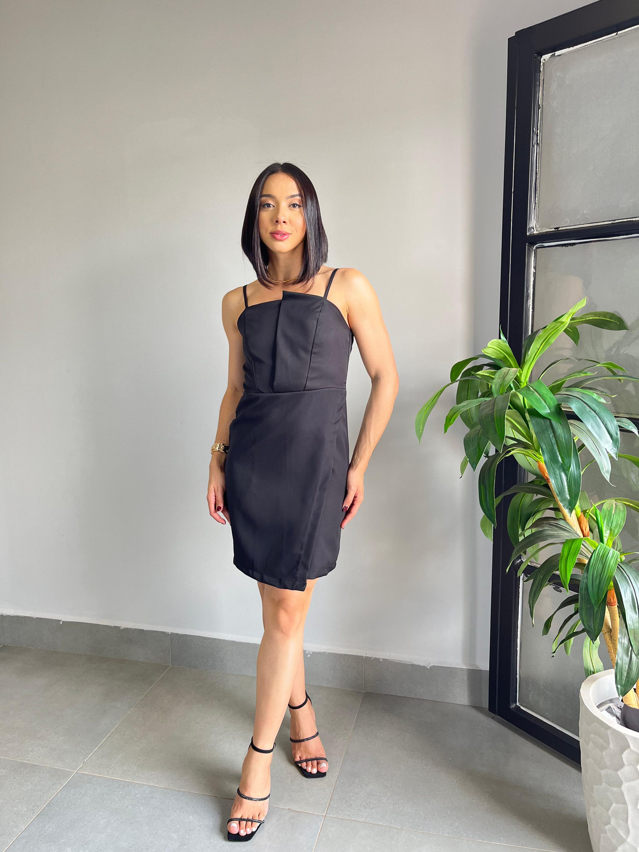 VESTIDO VITÓRIA PRETO - MMUNIZ 