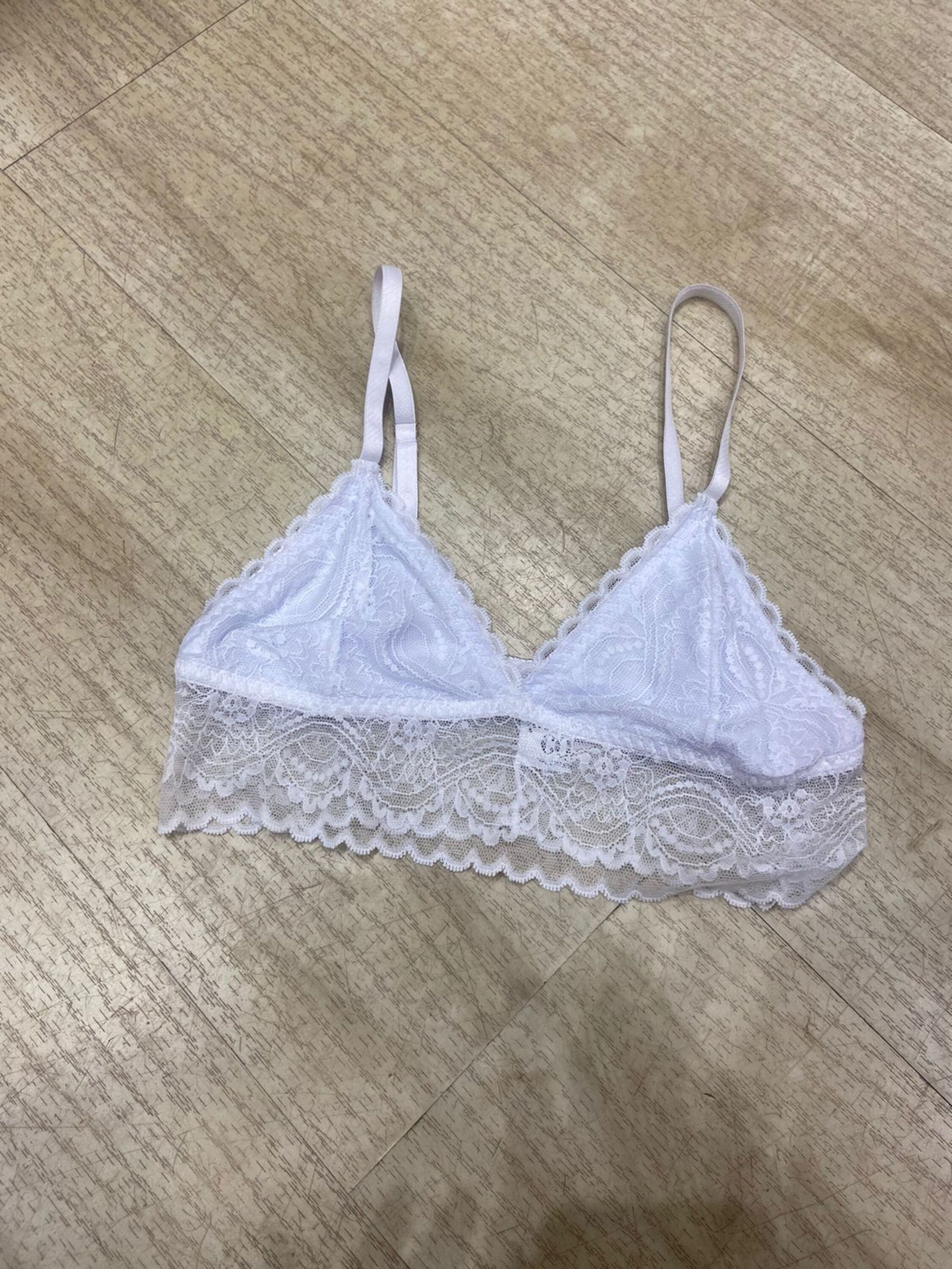 TOP DE RENDA BRANCO - MMUNIZ 