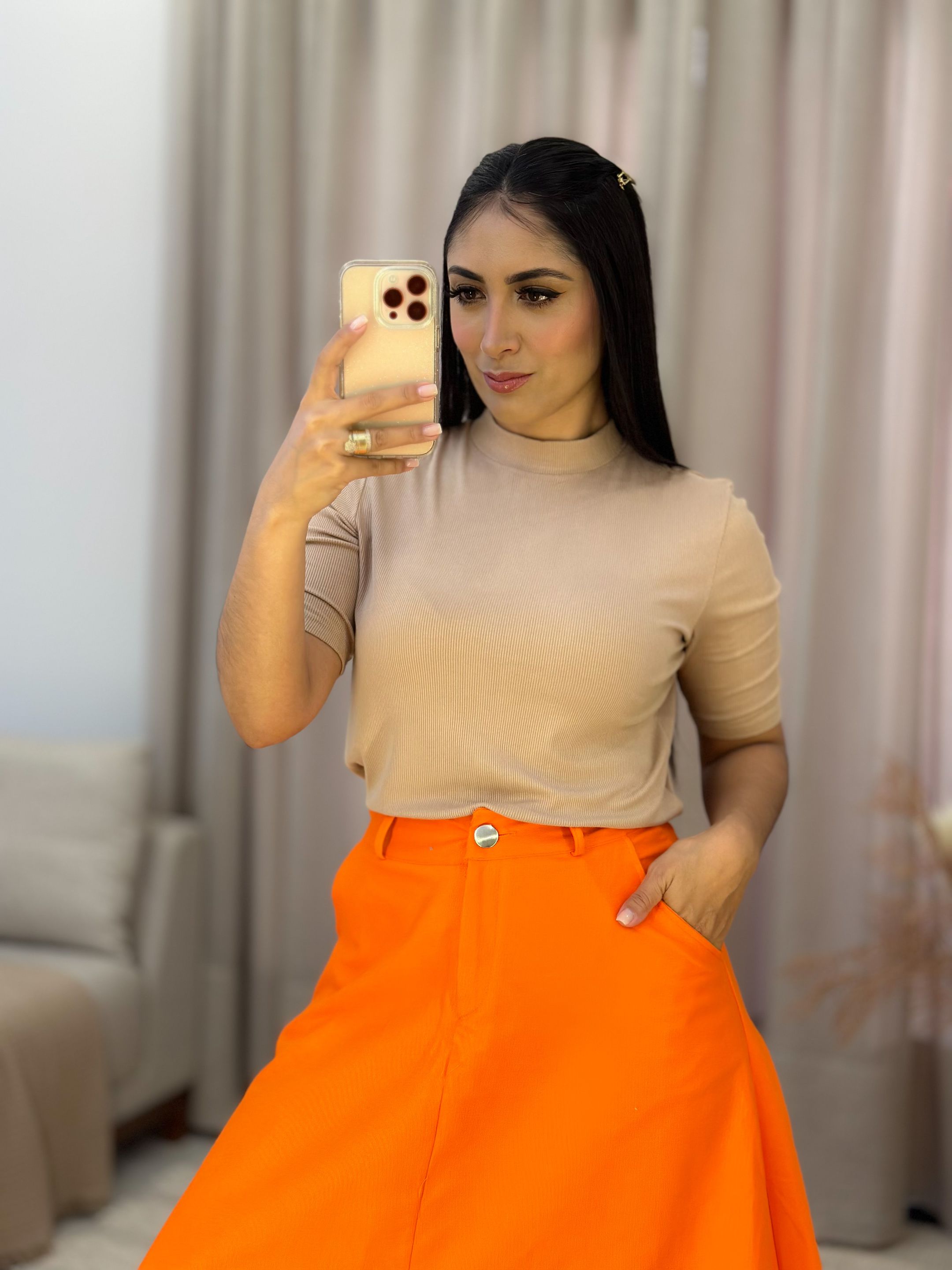 Blusa Julia Malha Canelada Nude - Por Katia Vilar Moda Clássica 