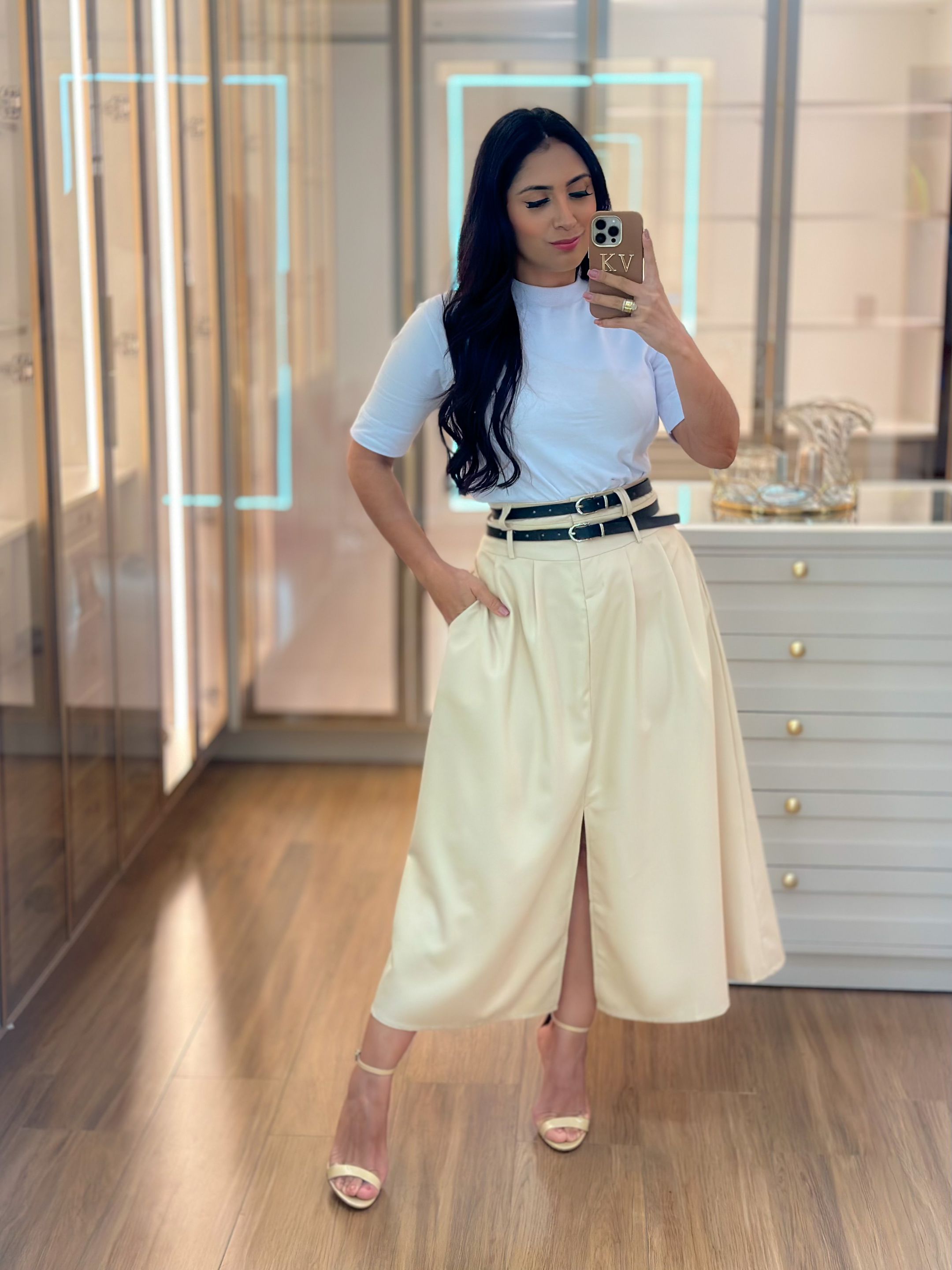 Saia Midi Larissa Creme - Por Katia Vilar Moda Clássica 