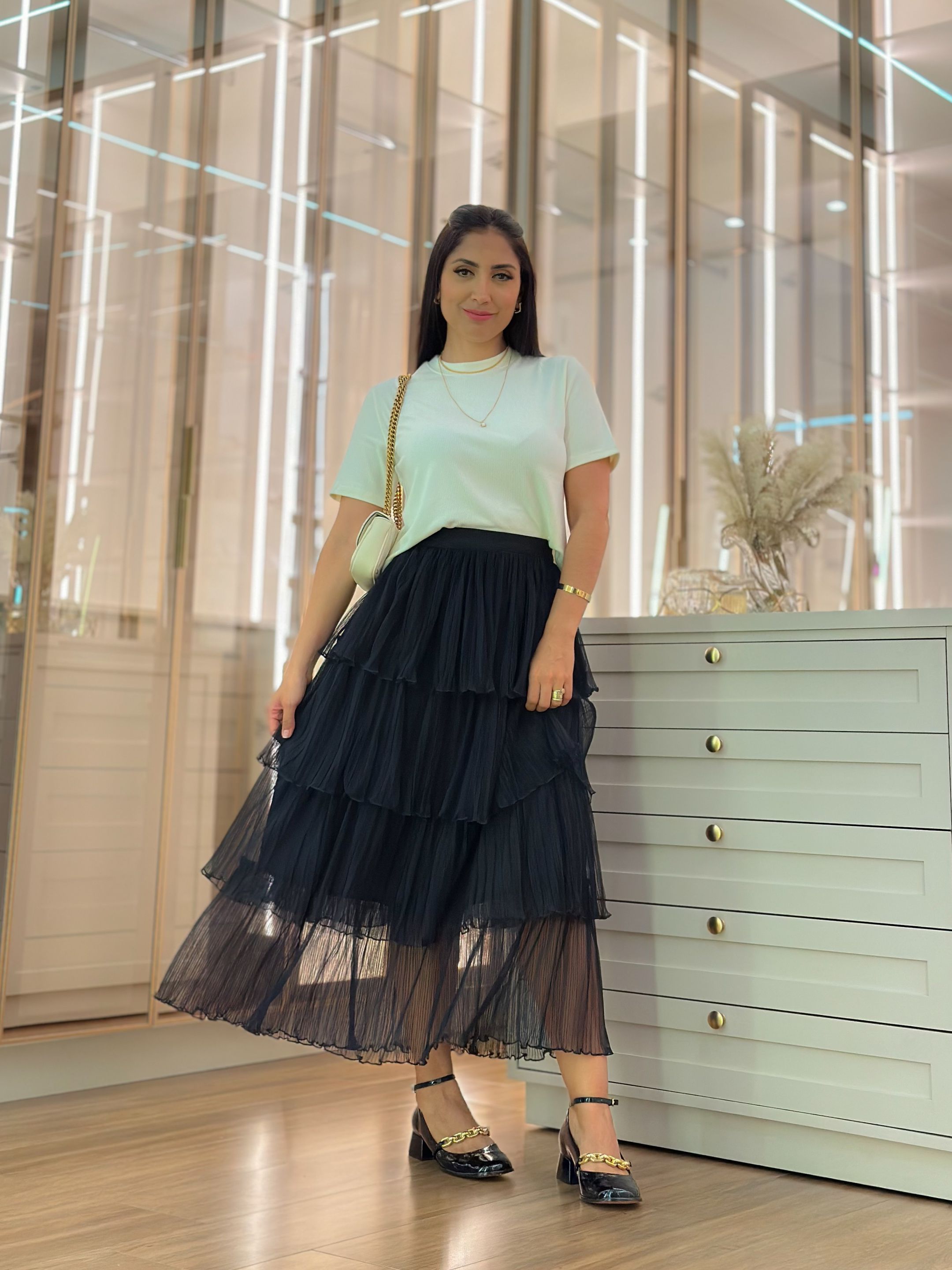 Saia Paola Preta - Por Katia Vilar Moda Clássica 