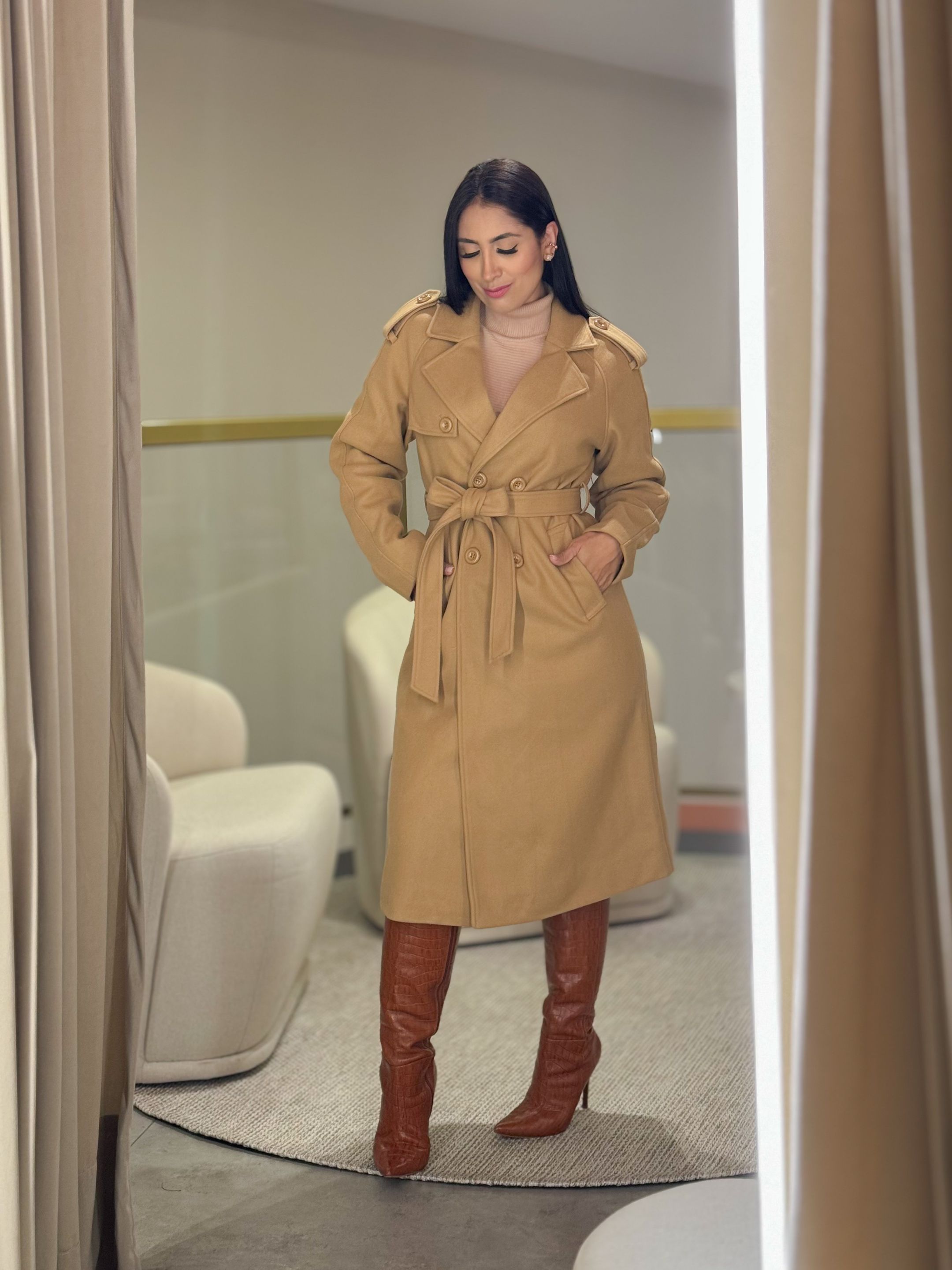 Sobretudo Paris Camel - Por Katia Vilar Moda Clássica 