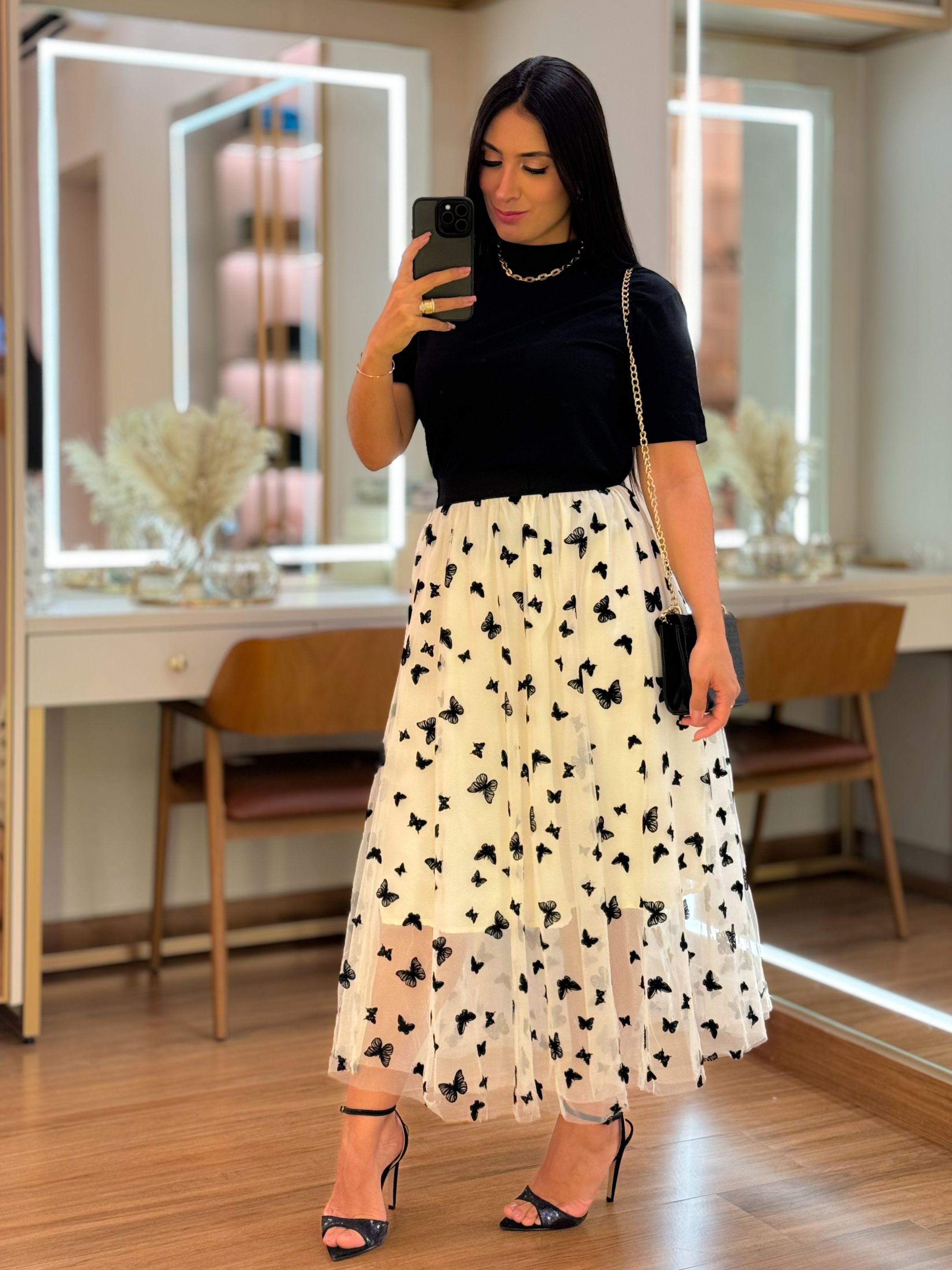 Saia Luara Off White E Preto