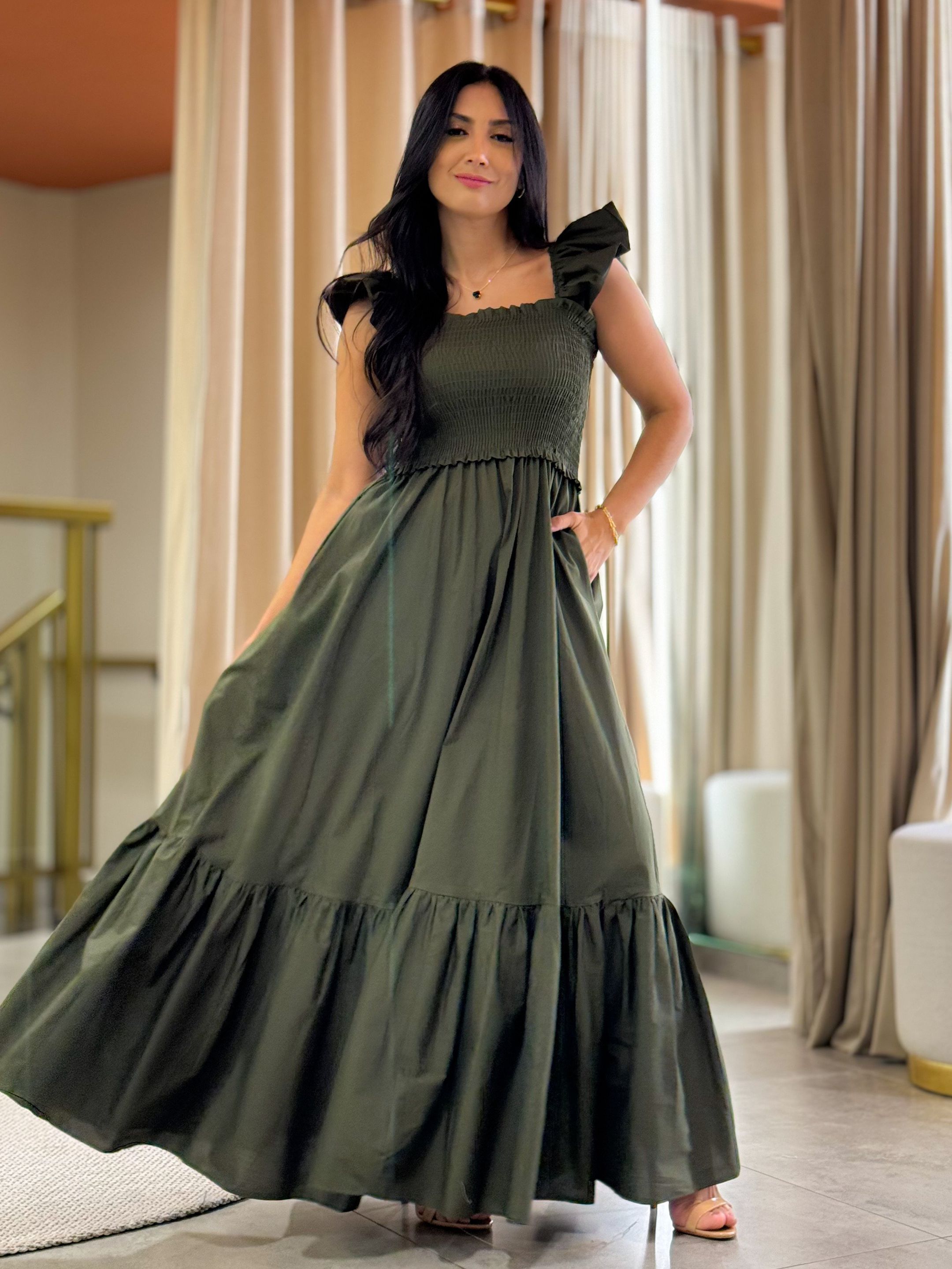 Vestido Mavi Verde Militar - Por Katia Vilar Moda Clássica 